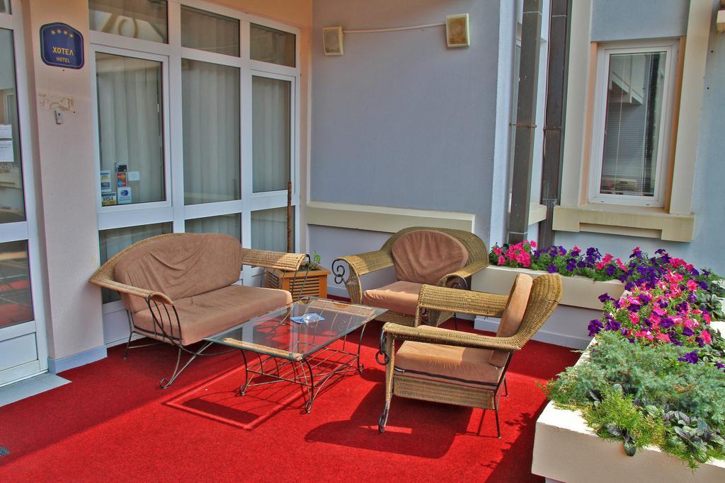 Hotel Prezident Палич Екстериор снимка