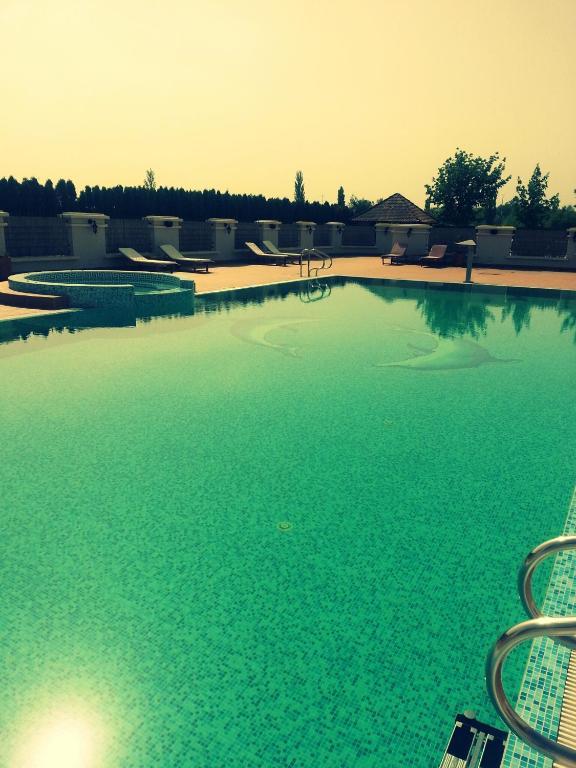 Hotel Prezident Палич Екстериор снимка