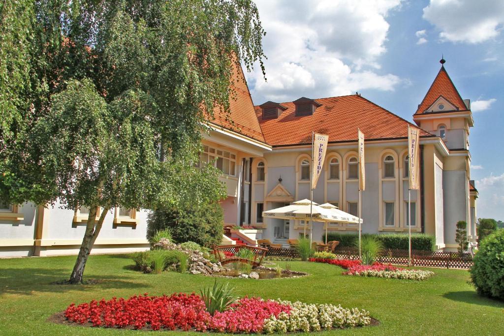 Hotel Prezident Палич Екстериор снимка
