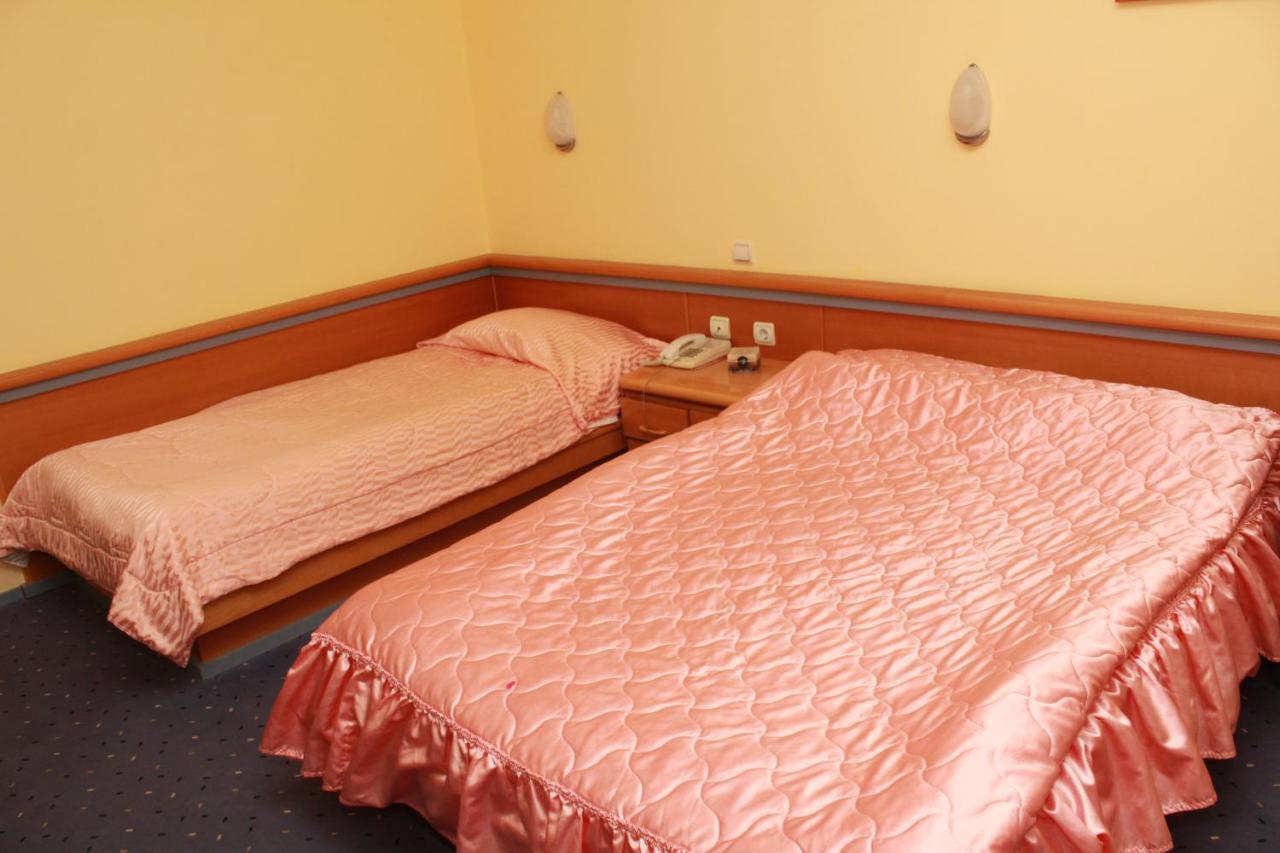 Hotel Prezident Палич Екстериор снимка